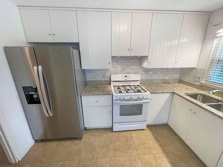 1454 Hembree Station Dr — Photo 9