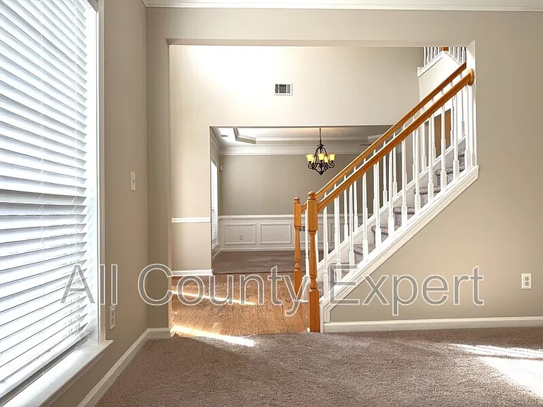 1794 Taylor Oaks Dr — Photo 7