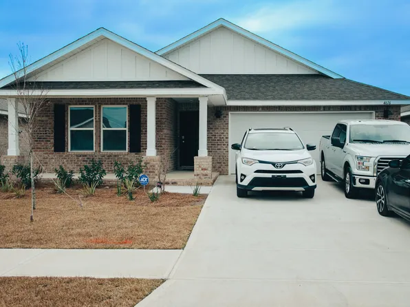 4616 Naval Ct, Crestview, FL