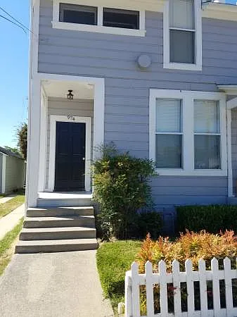 1 bed, $2,000 — Photo 2