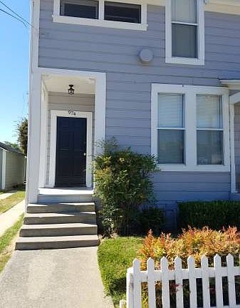 2nd image of 976 Islay St #976