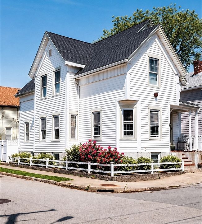 1st image of 107 Sycamore St