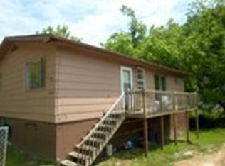 6054 Ky Route 2030, Honaker, KY 41603