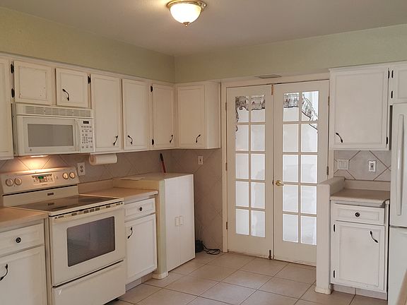 5th image of 5532 W Angela Dr