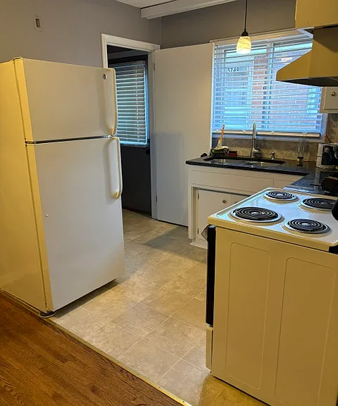 5747 Xerxes Ave S — Photo 3