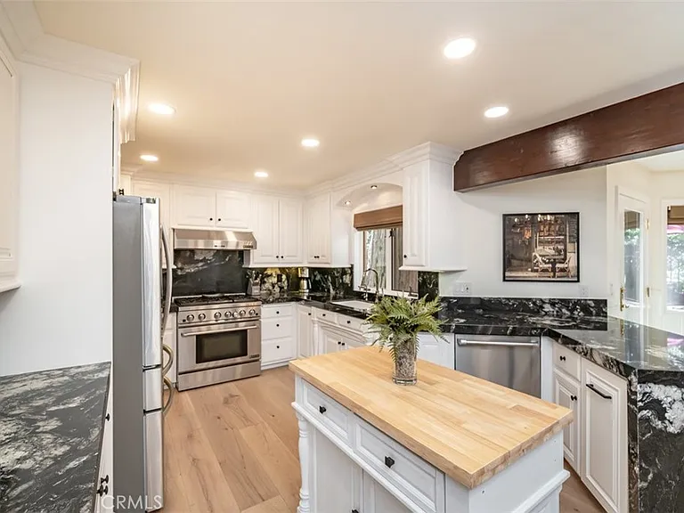 27598 Meadow Bay Dr — Photo 12