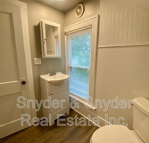 438 Crestwood Ave #3 — Photo 8