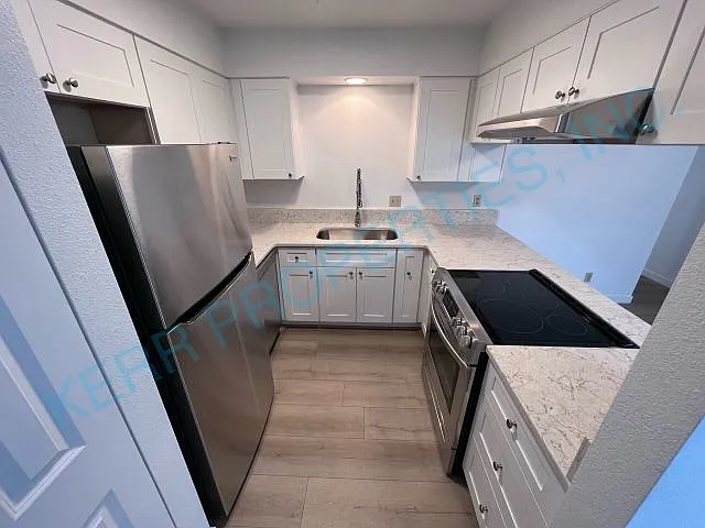 203 S High St — Photo 6