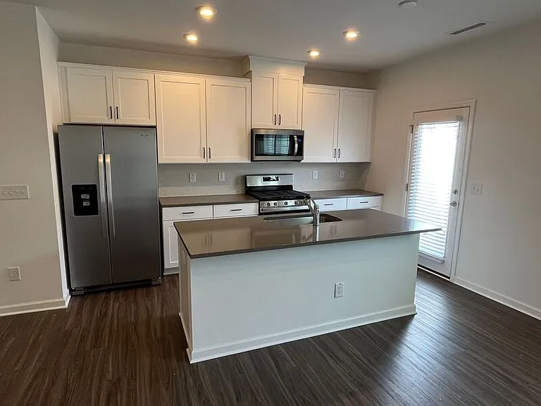 805 Star Ridge Dr — Photo 7