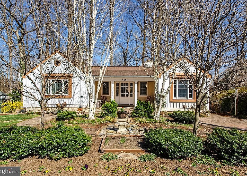 1st image of 406 W Rosemary Ln
