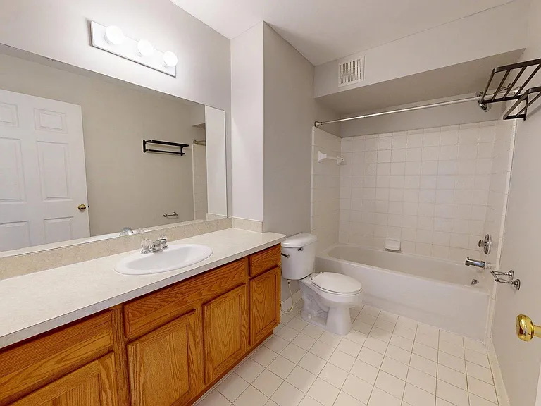 1376 Addington Ln — Photo 18