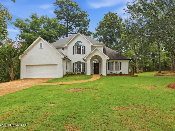346 Woodlands Dr, Brandon, MS 39047