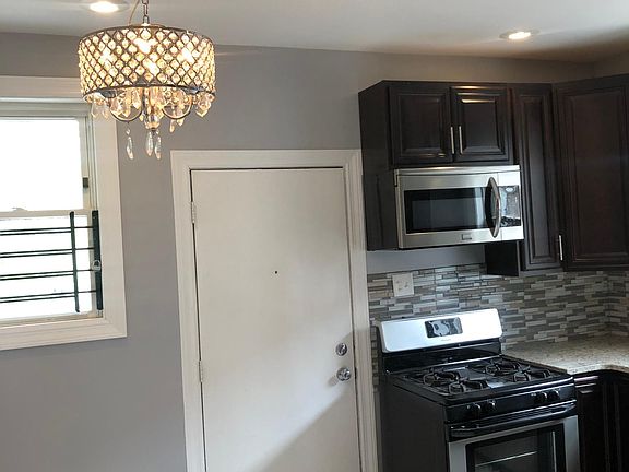 5th image of 7239 S Woodlawn Ave #2