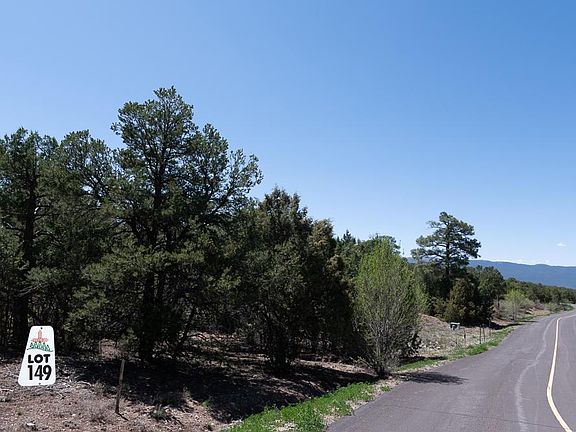 3rd image of 14 Los Pecos Loop
