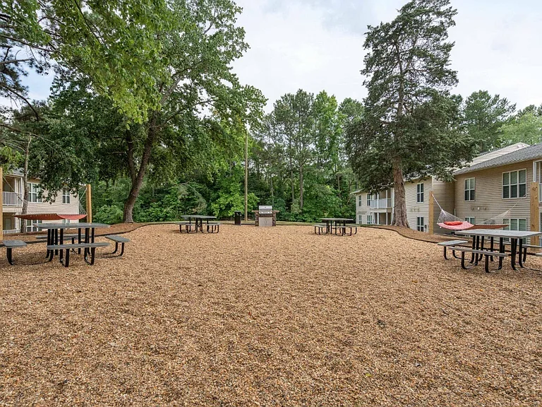 Park Ridge Estates — Photo 10