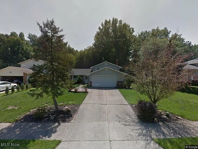 36756 Valleyview Dr photo 1