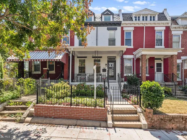 760 Hobart Pl NW, Washington, DC 20001