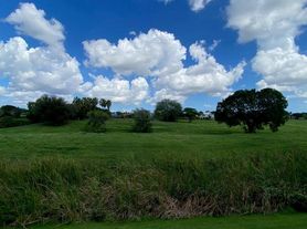 2060 Greenview Shores Blvd