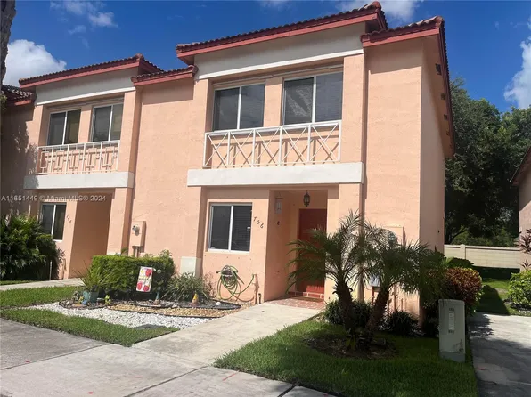 756 NW 208th Way, Pembroke Pines, FL 33029