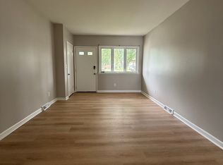 65 Sebring Dr, Depew, NY 14043