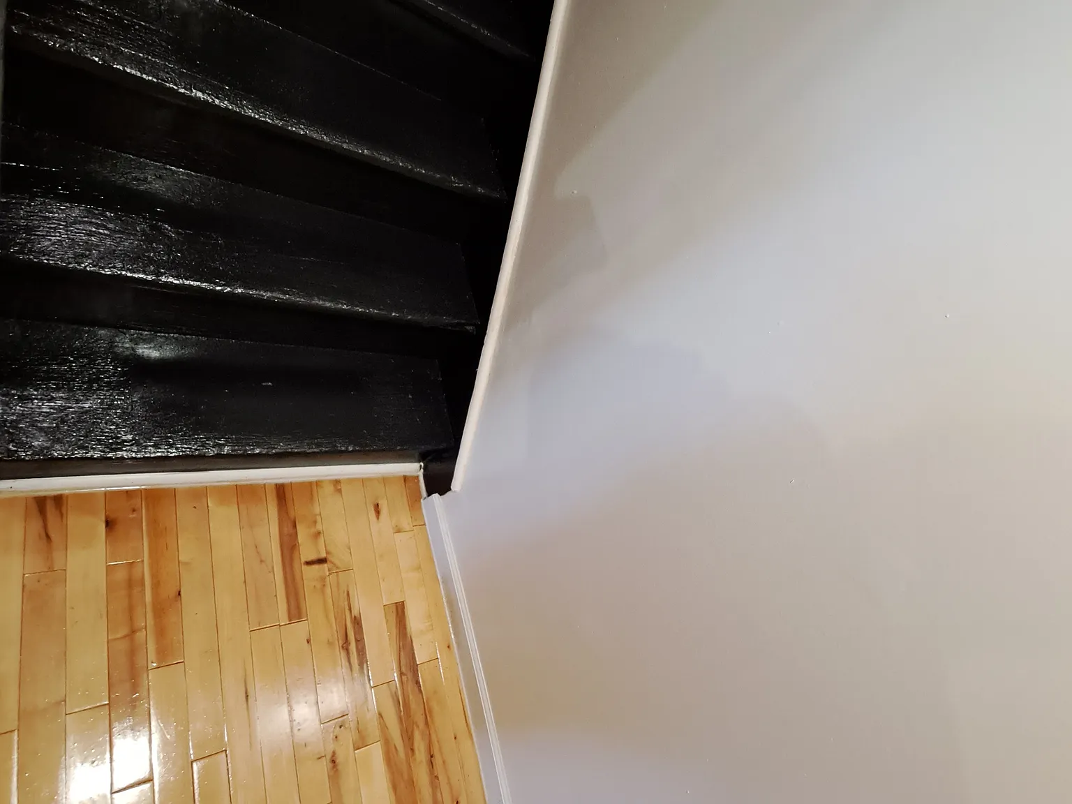 3 bed, 1167 sqft, $1,990 — Photo 3