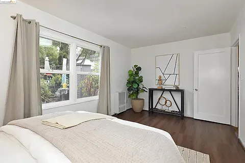 3324 Delaware St #1 — Photo 13