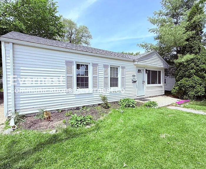 25107 Rosenbusch Blvd — Photo 2