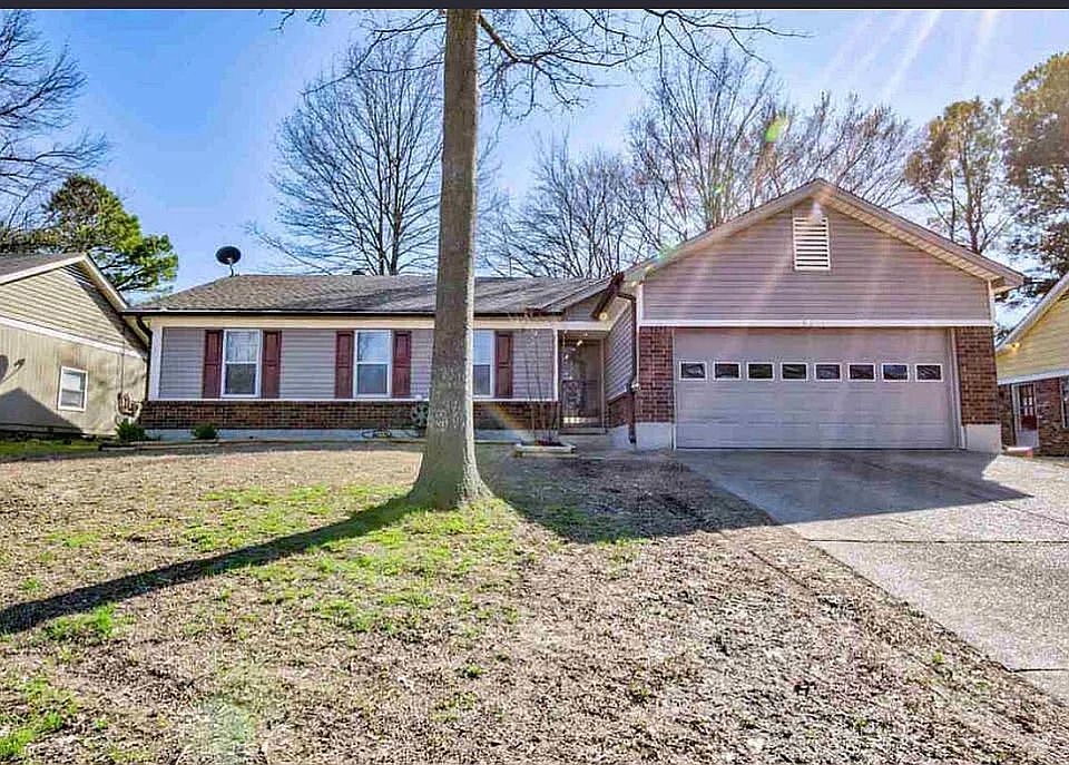 1st image of 6355 Midsummer Way