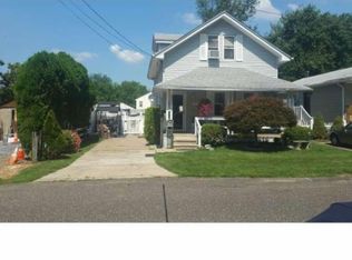 8221 Sheppard Rd, Pennsauken, NJ 08110