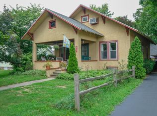 607 Oak St, Paw Paw, MI 49079