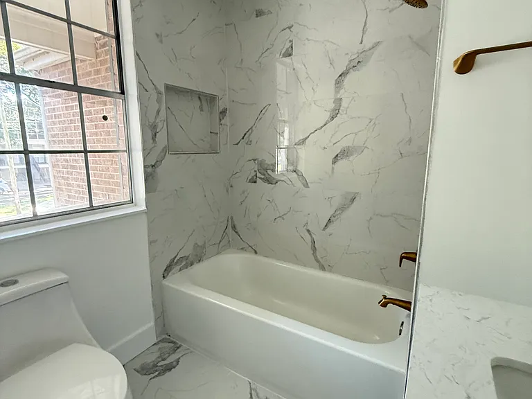 7801 Saint Charles Ave — Photo 14
