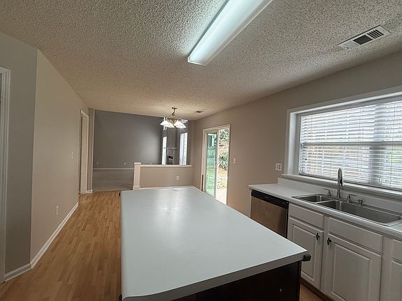5th image of 5041 Bankside Way