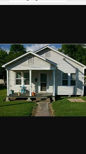 116 Oswald St Photo 1