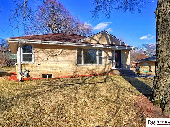 4th image of 4312 Everett St