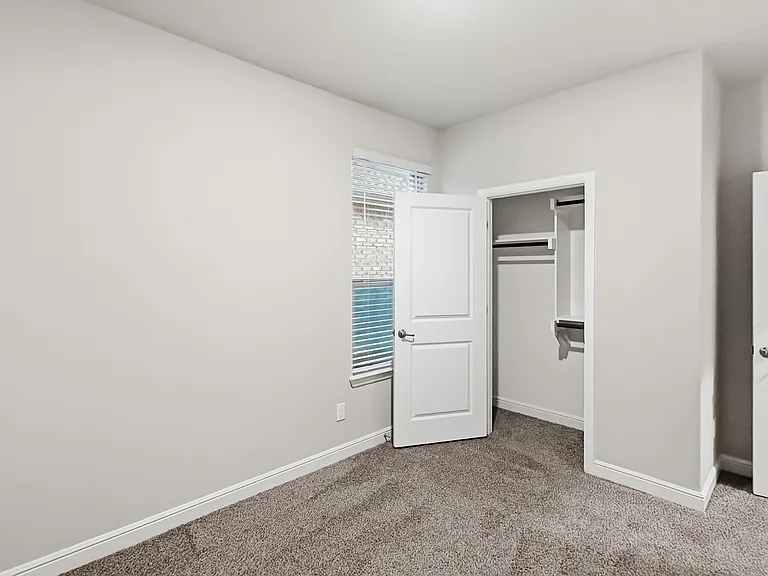 14525 Delphinus Dr — Photo 7