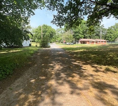 4th image of 1117 S Alabama Ave