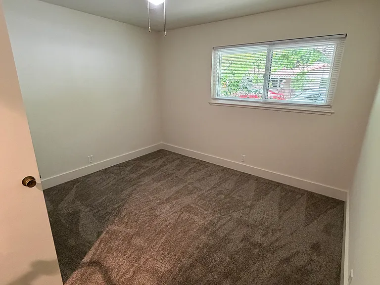 1226 Stevenson St #7 — Photo 14