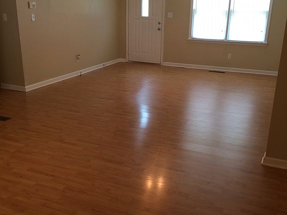 Living Room / Front Door