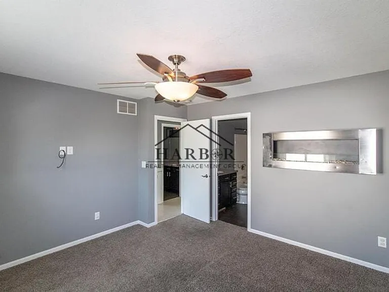 5385 Florence Dr NW — Photo 6