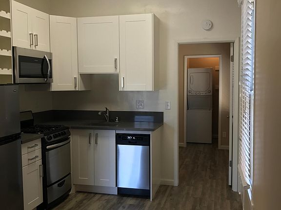 5th image of 1704 State St #1704