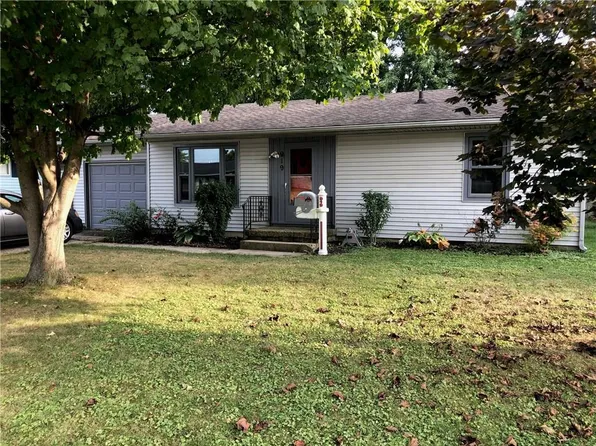 919 Edwards St, Saint Marys, OH 45885