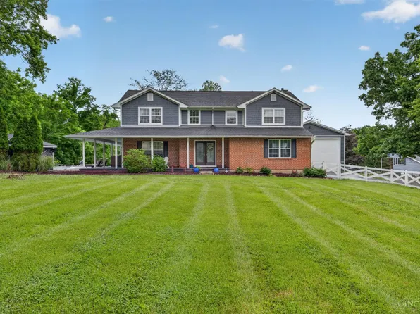 833 Carpenter Rd, Loveland, OH 45140