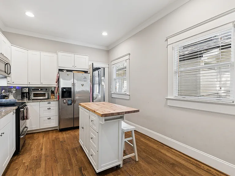 1029 Greenwood Ave NE #1 — Photo 19