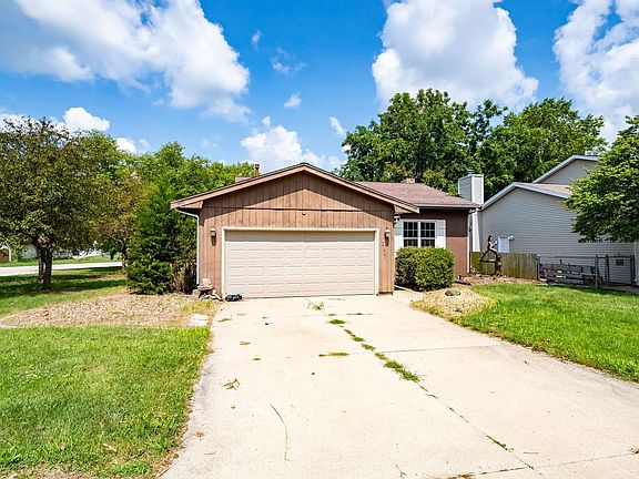 2nd image of 2107 Woodhavens Dr