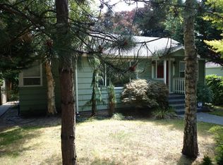 8840 36th Ave SW, Seattle, WA 98126