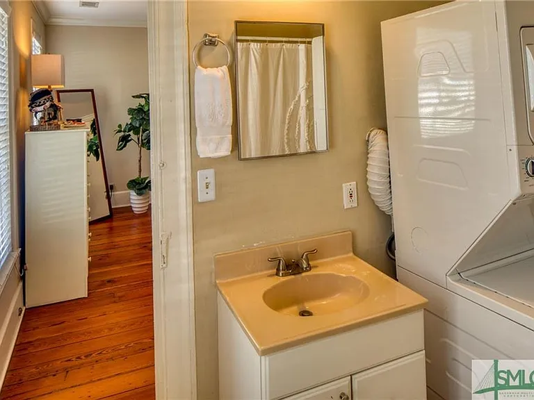 20 E Macon St — Photo 19