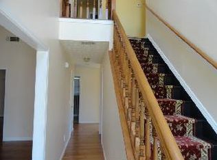 2400 Eagle Pointe Ct, Lawrenceville, GA 30044