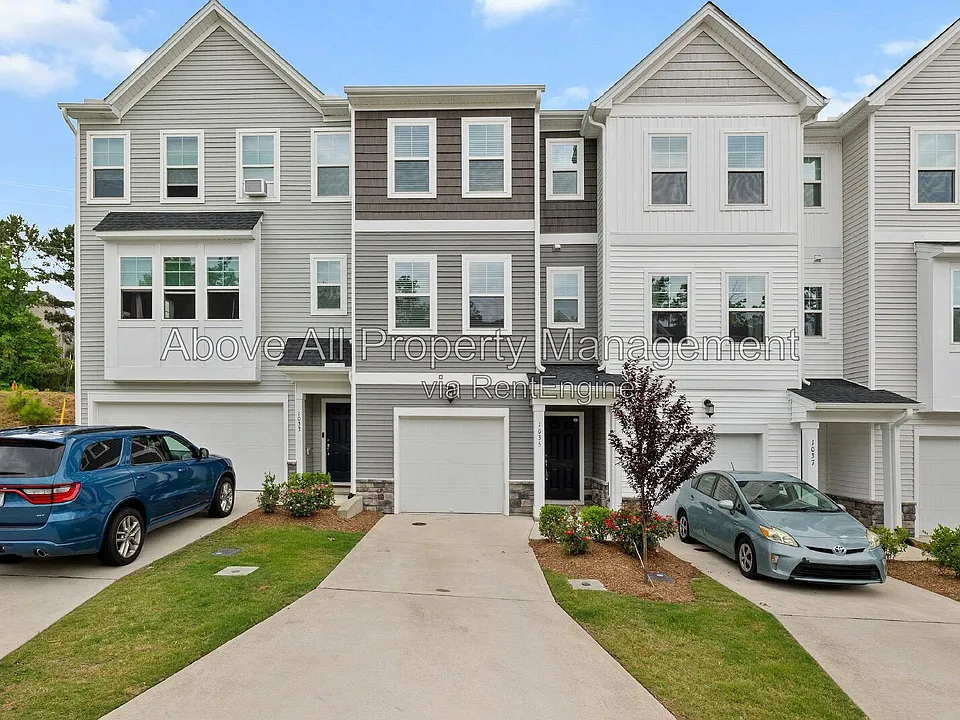 1035 Shoreside Dr