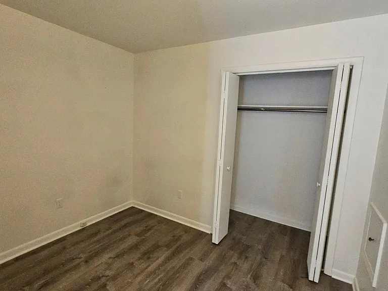 1232 N Main St — Photo 6