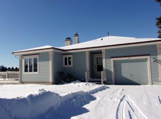 321 Lakeshore Dr #1, Manistee, MI 49660